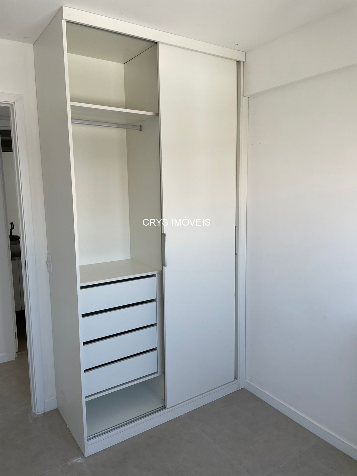 Apartamento à venda com 2 quartos, 40m² - Foto 12