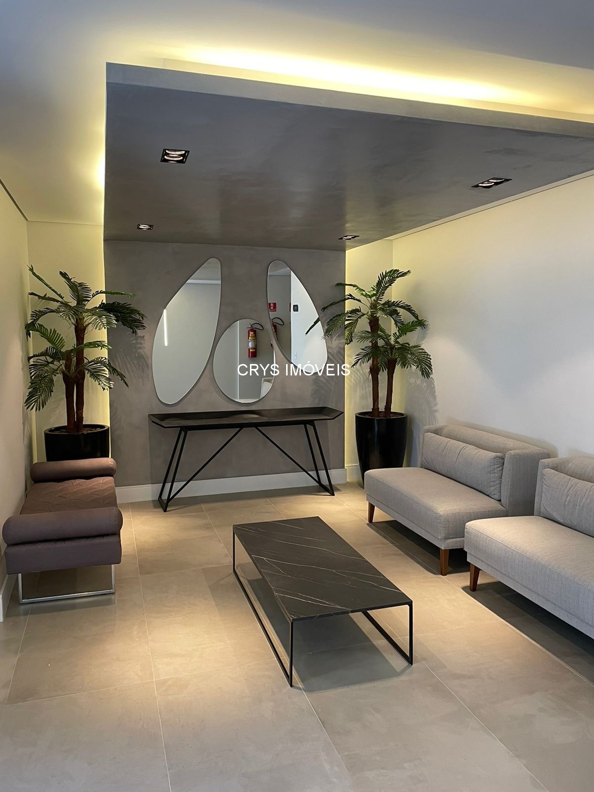 Apartamento à venda com 2 quartos, 40m² - Foto 25