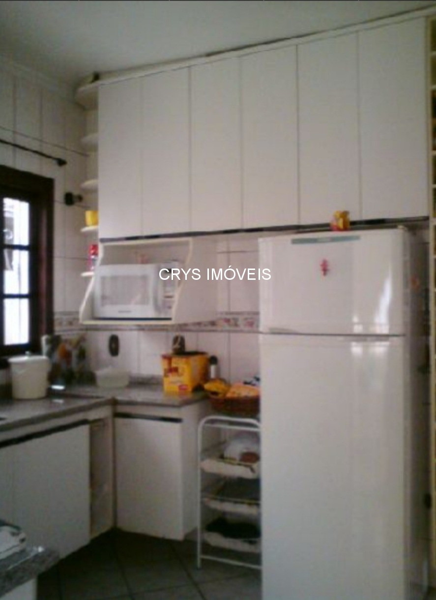 Casa, 3 quartos, 200 m² - Foto 13