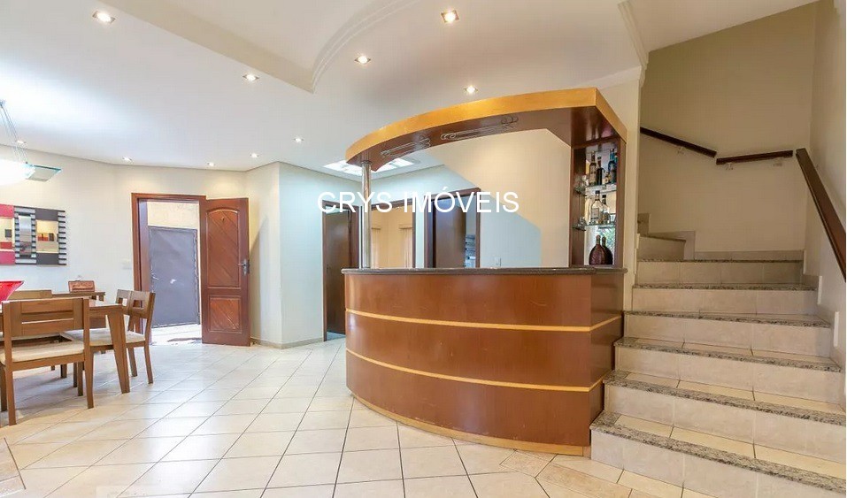 Casa à venda com 3 quartos, 241m² - Foto 11