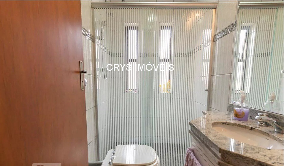 Casa à venda com 3 quartos, 241m² - Foto 10