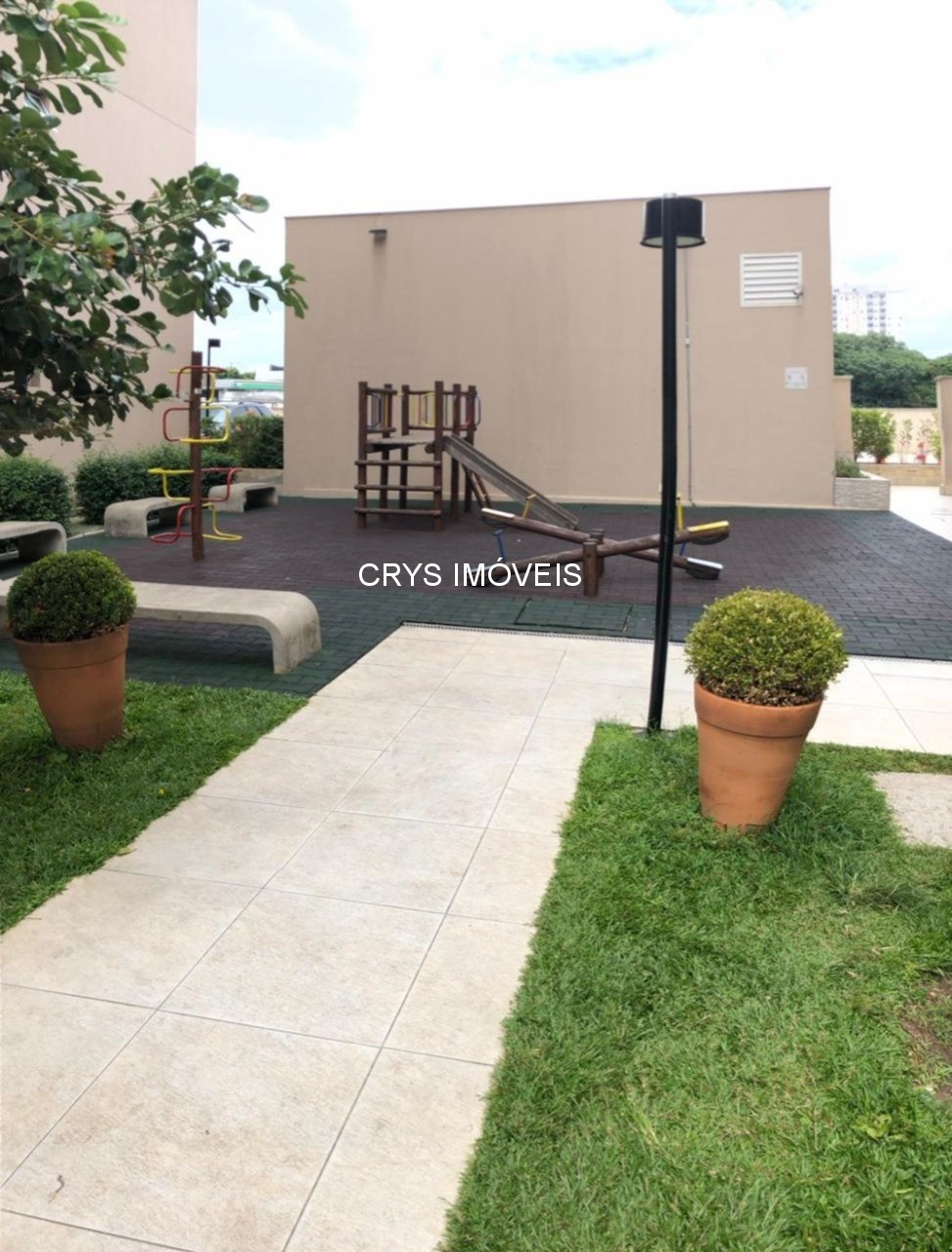 Apartamento à venda com 2 quartos, 45m² - Foto 3