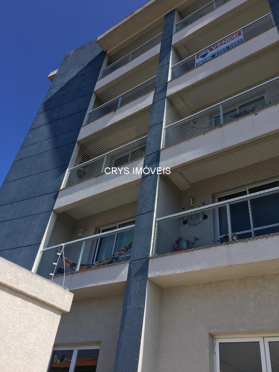 Apartamento à venda com 2 quartos, 80m² - Foto 3