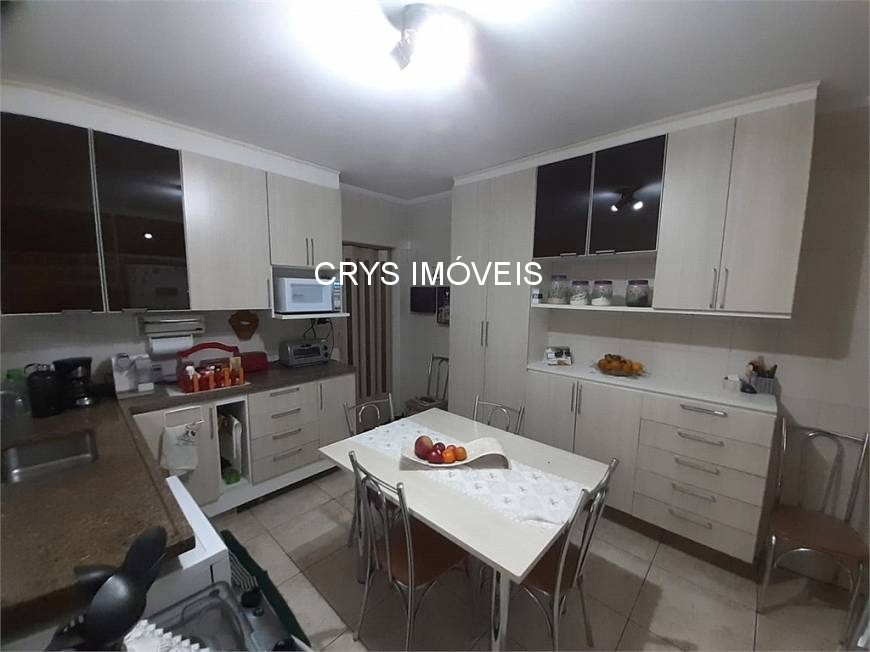 Casa, 3 quartos, 252 m² - Foto 6