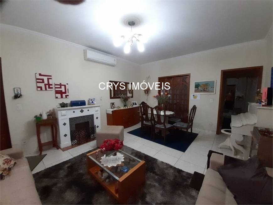 Casa, 3 quartos, 252 m² - Foto 1
