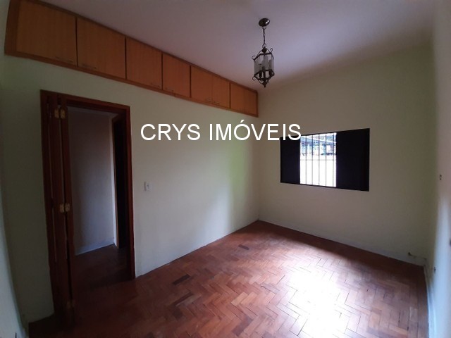 Casa para alugar com 2 quartos, 100m² - Foto 2