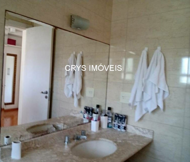Casa à venda com 3 quartos, 210m² - Foto 15
