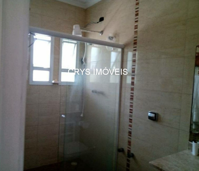 Casa à venda com 3 quartos, 210m² - Foto 14