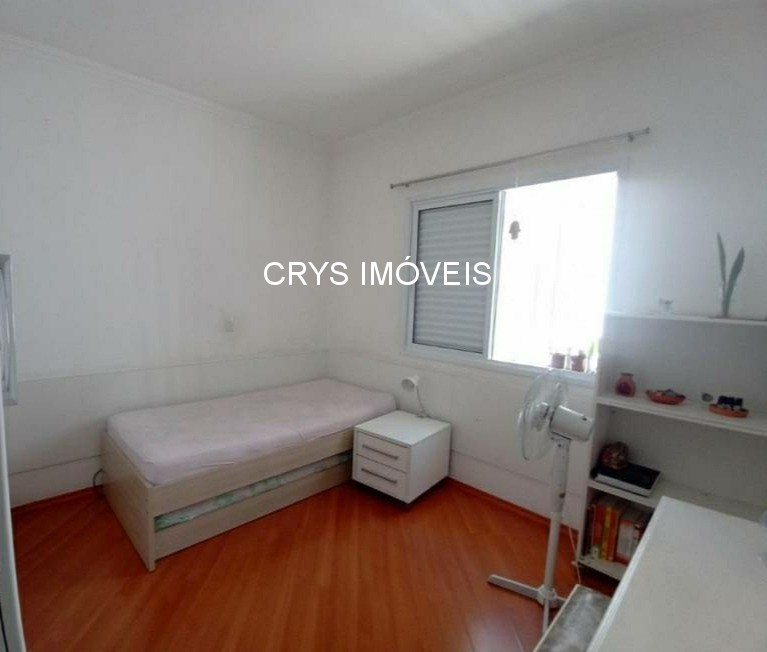 Casa à venda com 3 quartos, 210m² - Foto 11