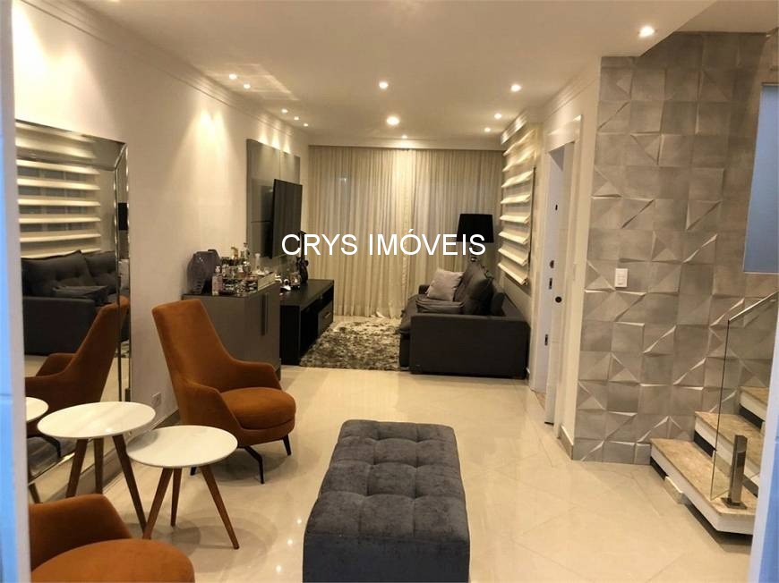 Casa à venda com 3 quartos, 240m² - Foto 1
