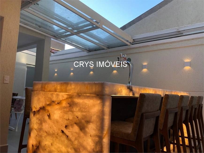 Casa à venda com 3 quartos, 240m² - Foto 3
