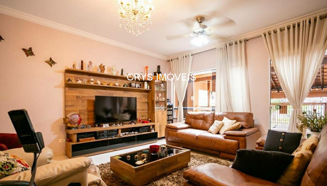 Casa, 3 quartos, 220 m² - Foto 2