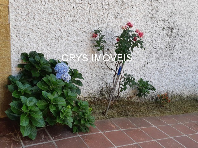 Casa à venda com 3 quartos, 215m² - Foto 13