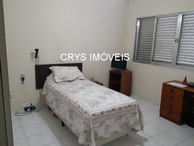 Casa à venda com 3 quartos, 215m² - Foto 9