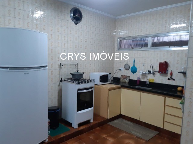 Casa à venda com 3 quartos, 215m² - Foto 17