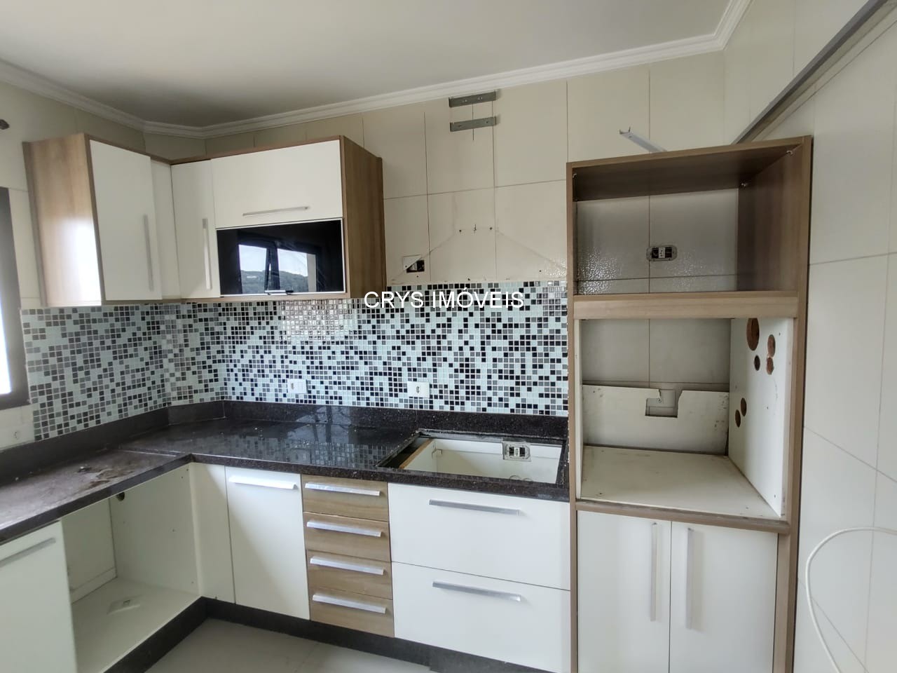Apartamento à venda com 3 quartos, 95m² - Foto 11