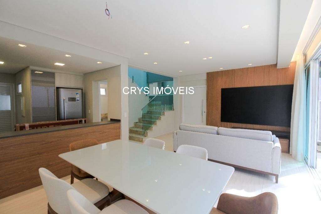 Casa, 4 quartos, 177 m² - Foto 2