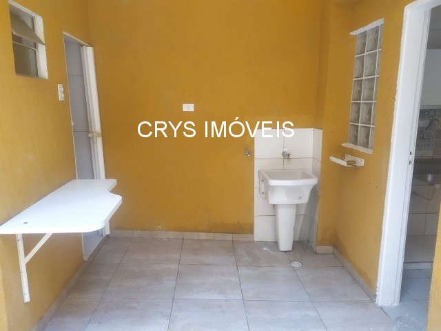 Casa para alugar com 2 quartos, 126m² - Foto 13