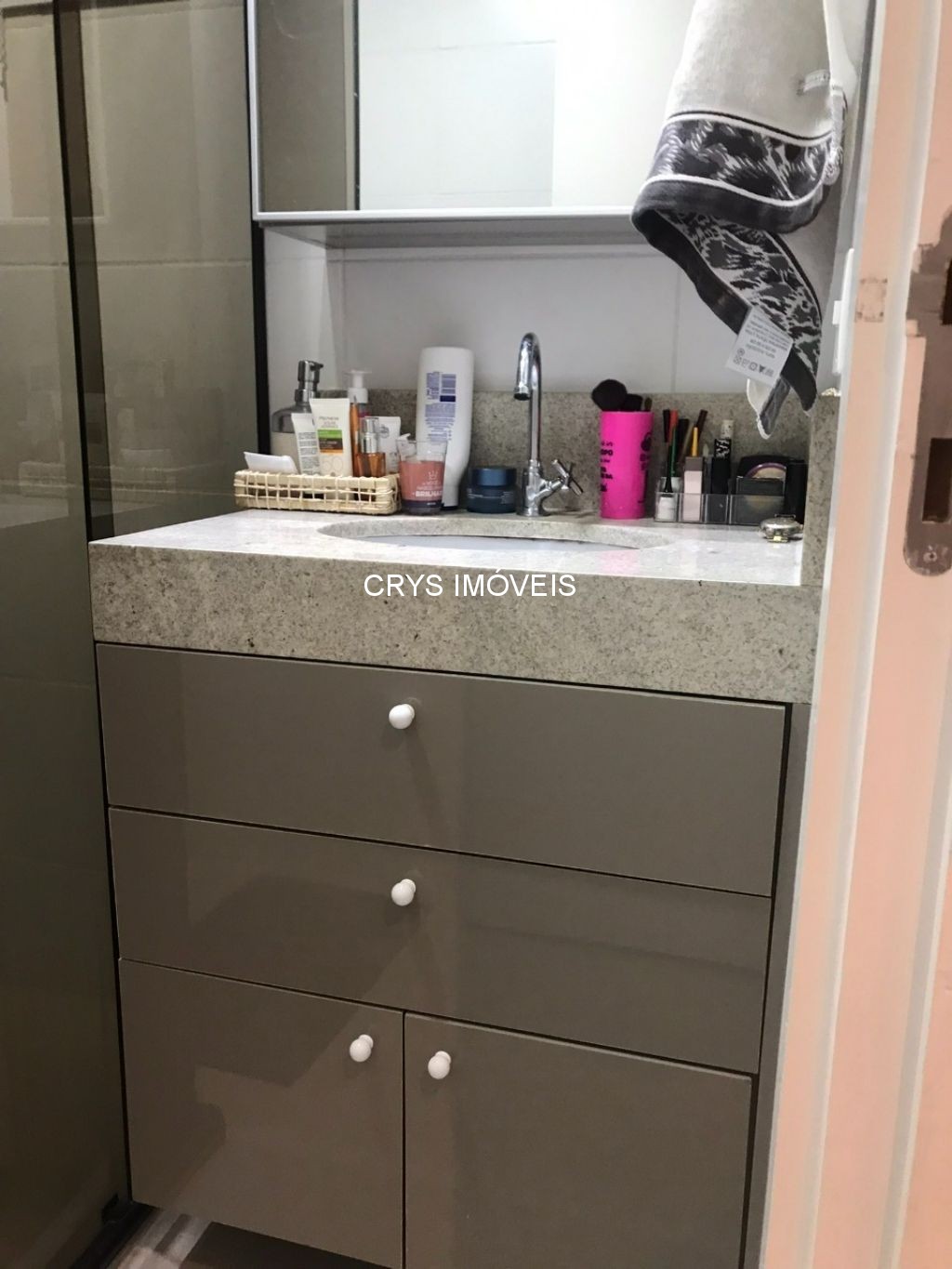 Apartamento à venda com 3 quartos, 97m² - Foto 18