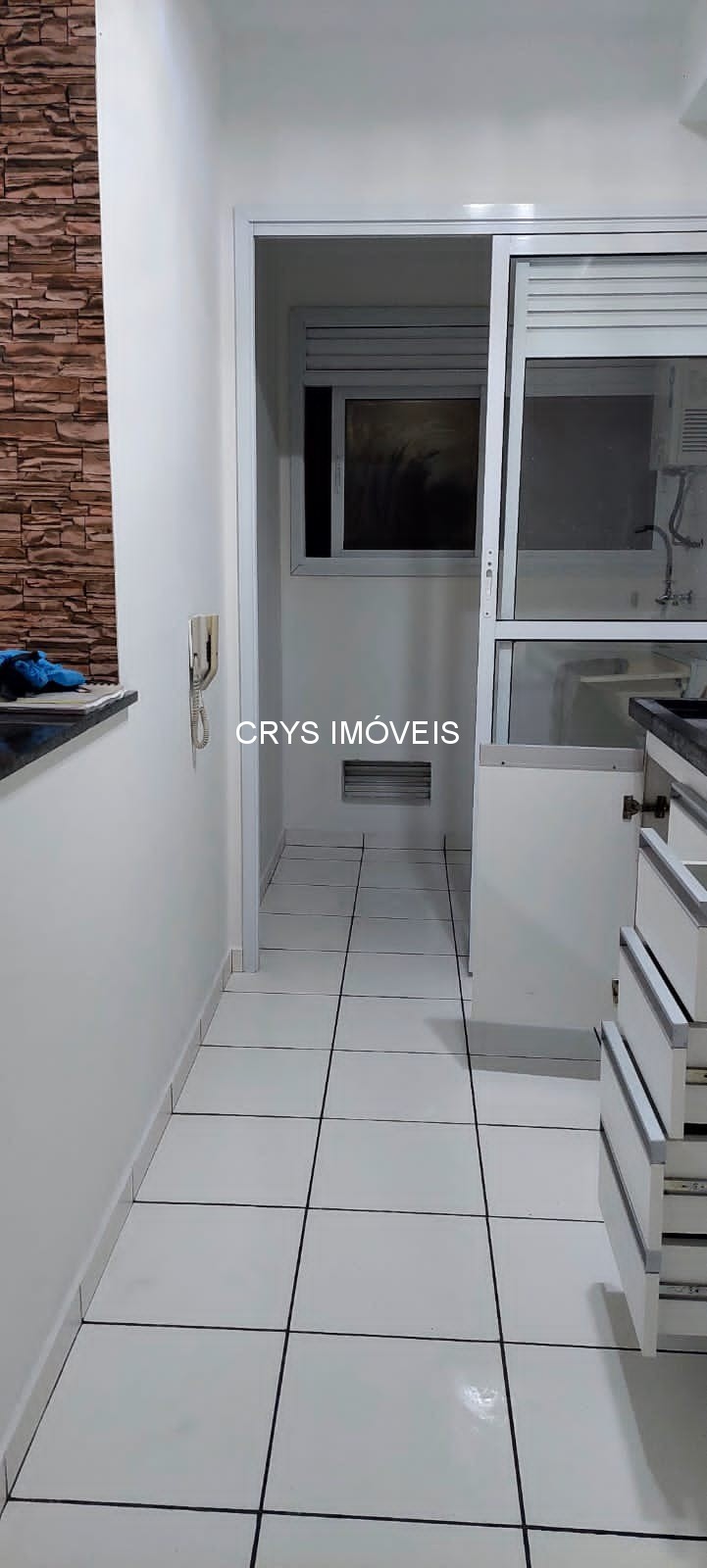 Apartamento à venda com 2 quartos, 48m² - Foto 2