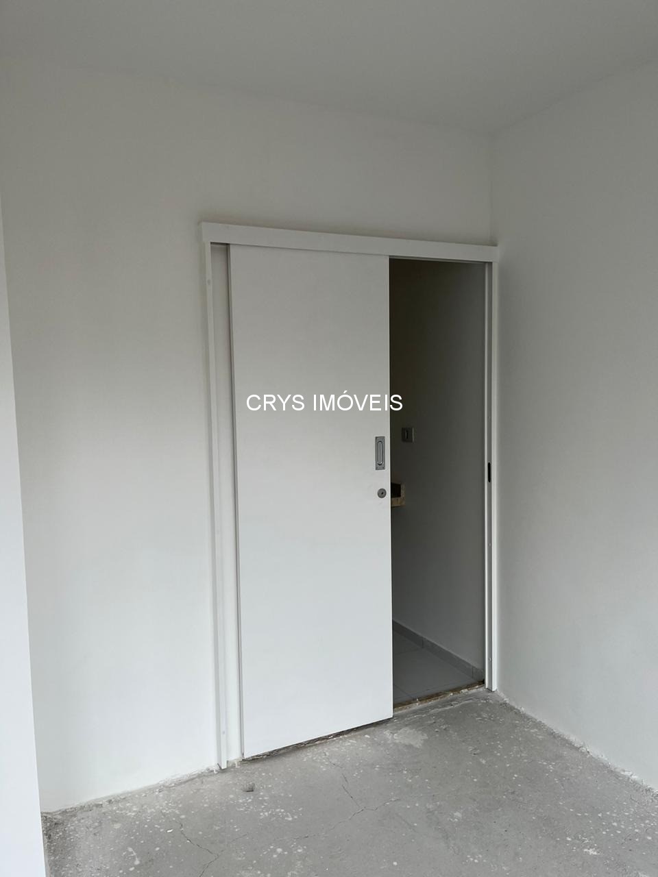 Apartamento, 1 quarto, 27 m² - Foto 2
