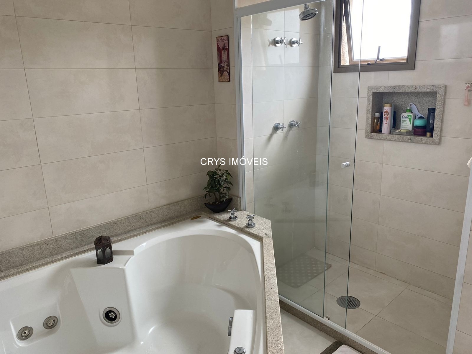 Apartamento à venda com 3 quartos, 250m² - Foto 21