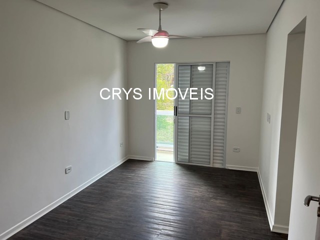 Casa à venda com 5 quartos, 324m² - Foto 18