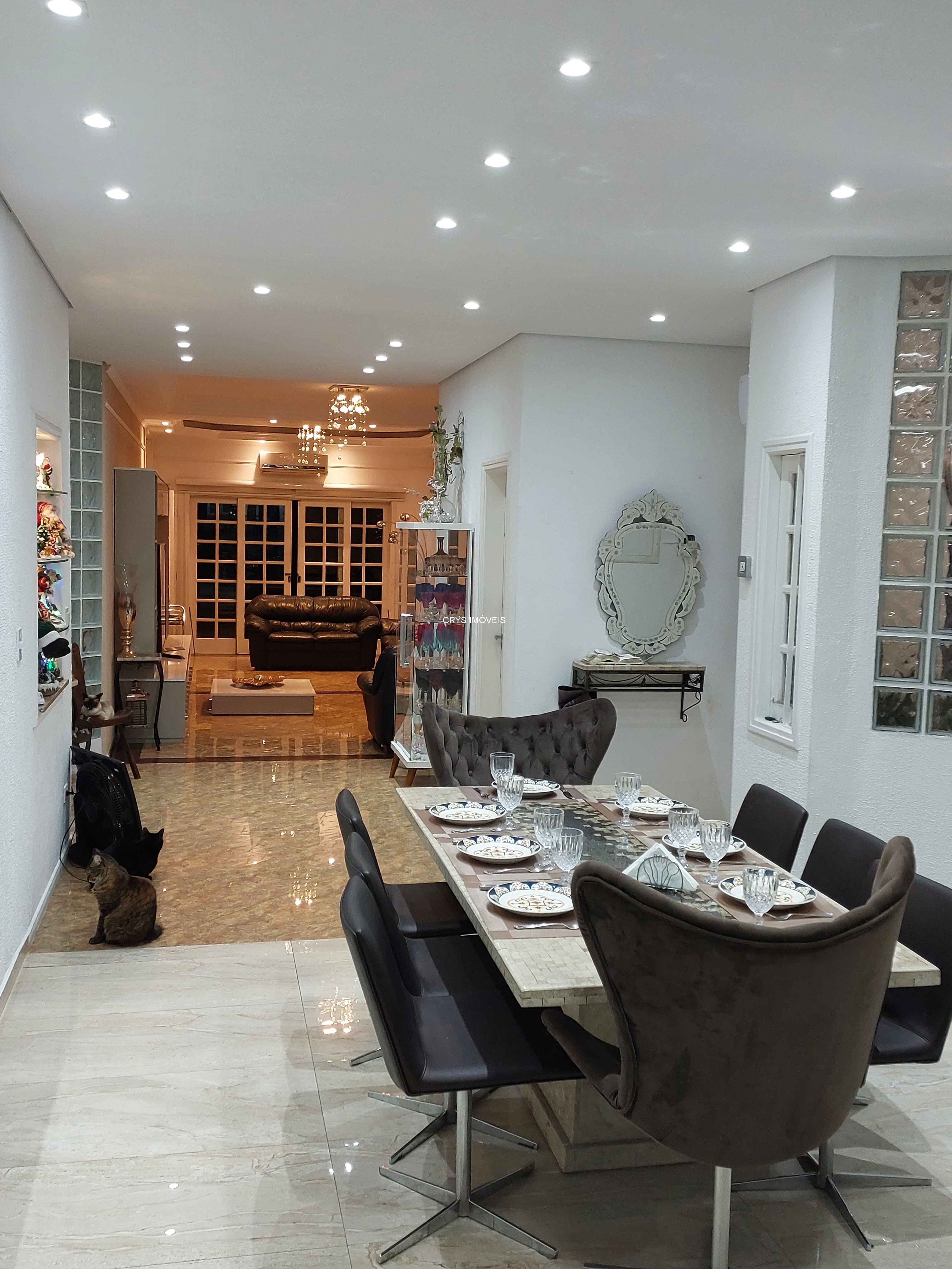Casa à venda com 4 quartos, 340m² - Foto 12