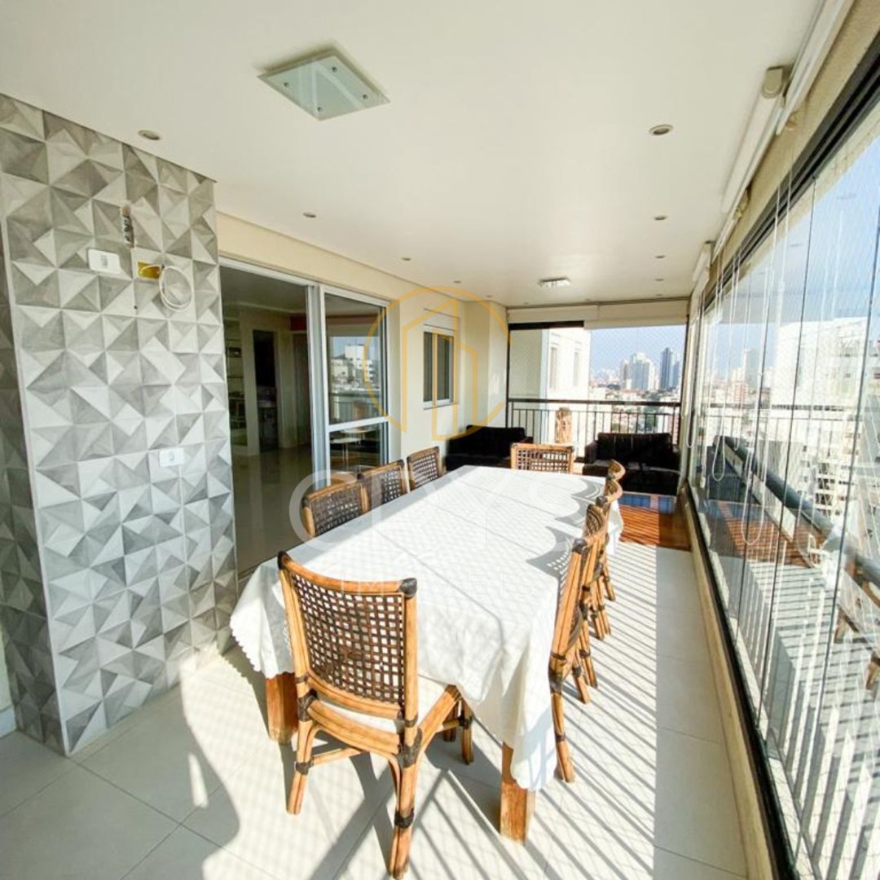 Apartamento, 3 quartos, 140 m² - Foto 2