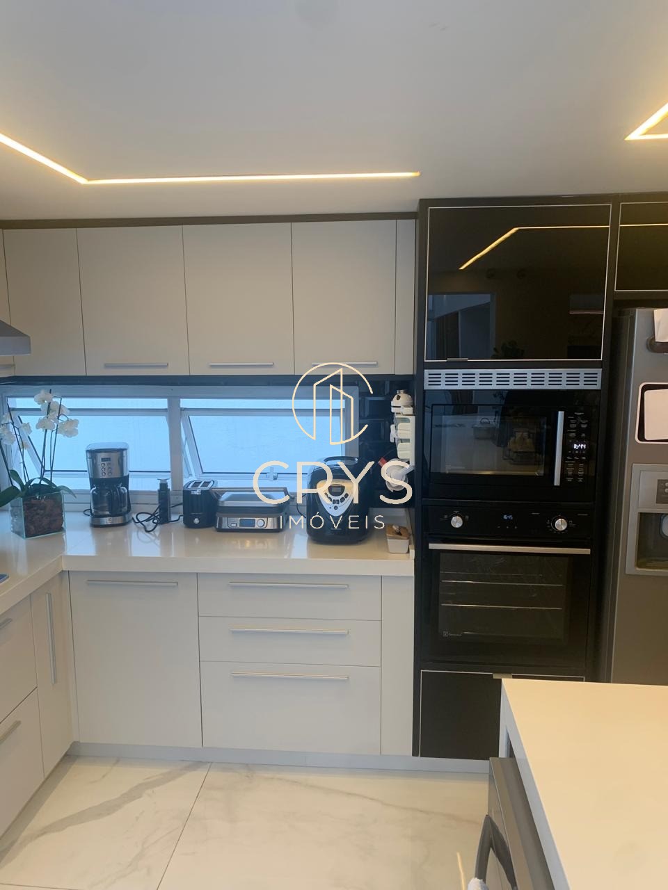 Casa de Condomínio à venda e aluguel com 6 quartos, 383m² - Foto 10