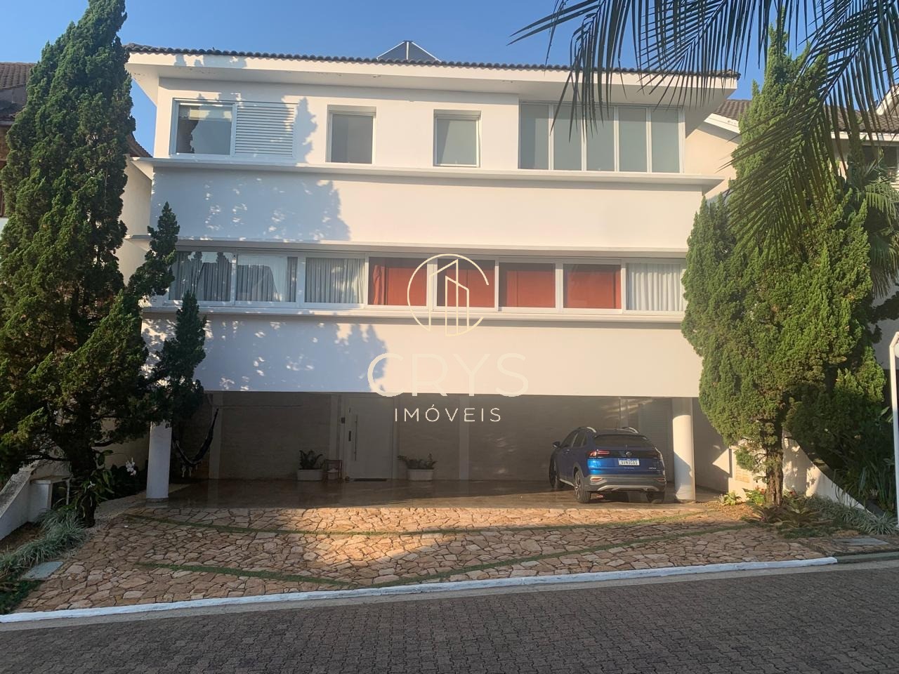 Casa de Condomínio à venda e aluguel com 6 quartos, 383m² - Foto 2