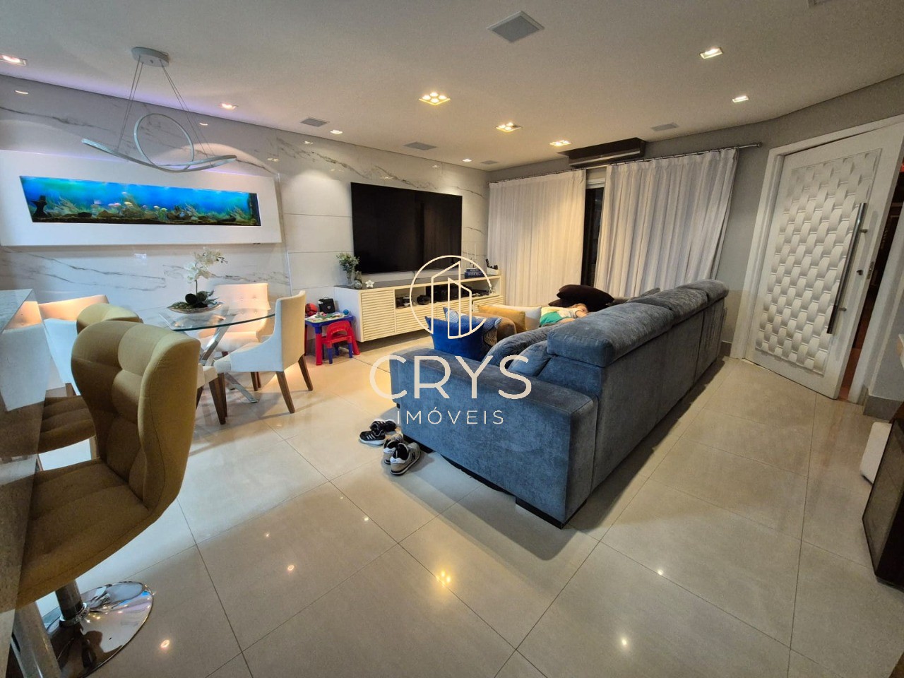 Casa à venda com 3 quartos, 175m² - Foto 2