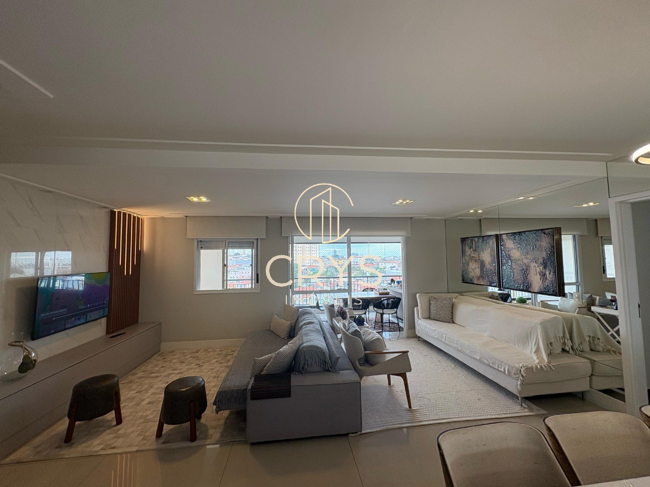 Apartamento, 3 quartos, 140 m² - Foto 1
