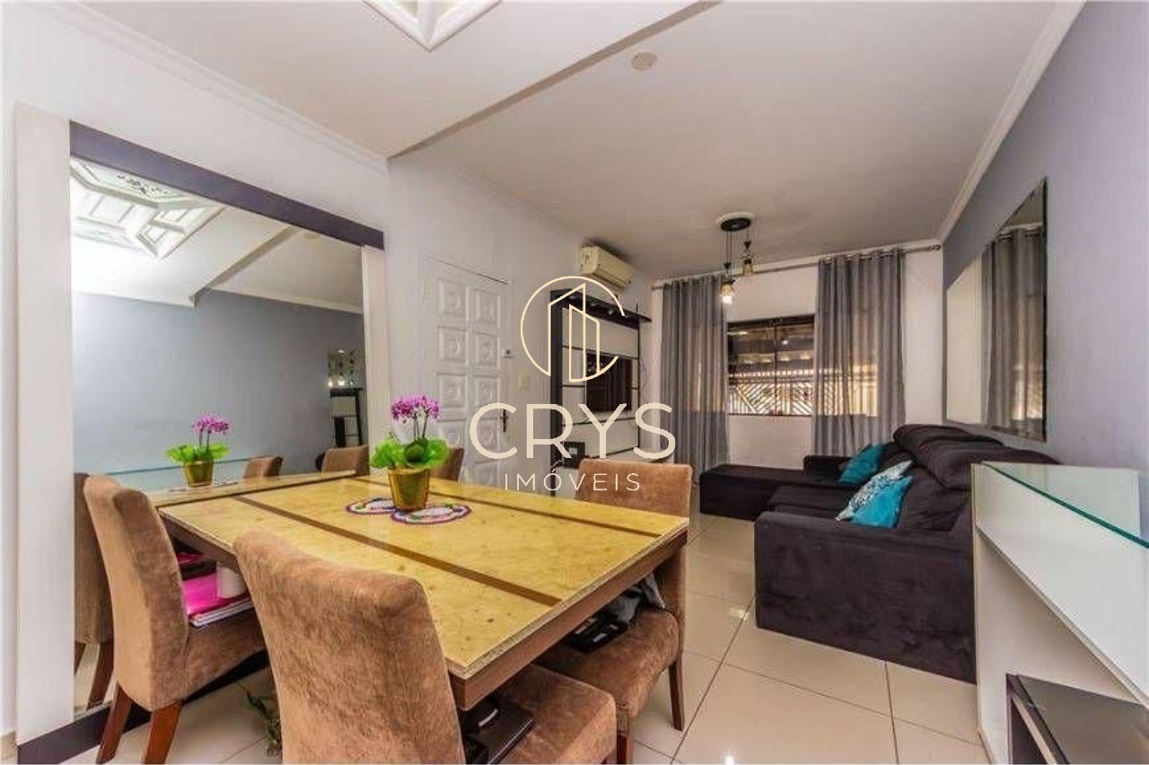 Casa à venda com 2 quartos, 121m² - Foto 1