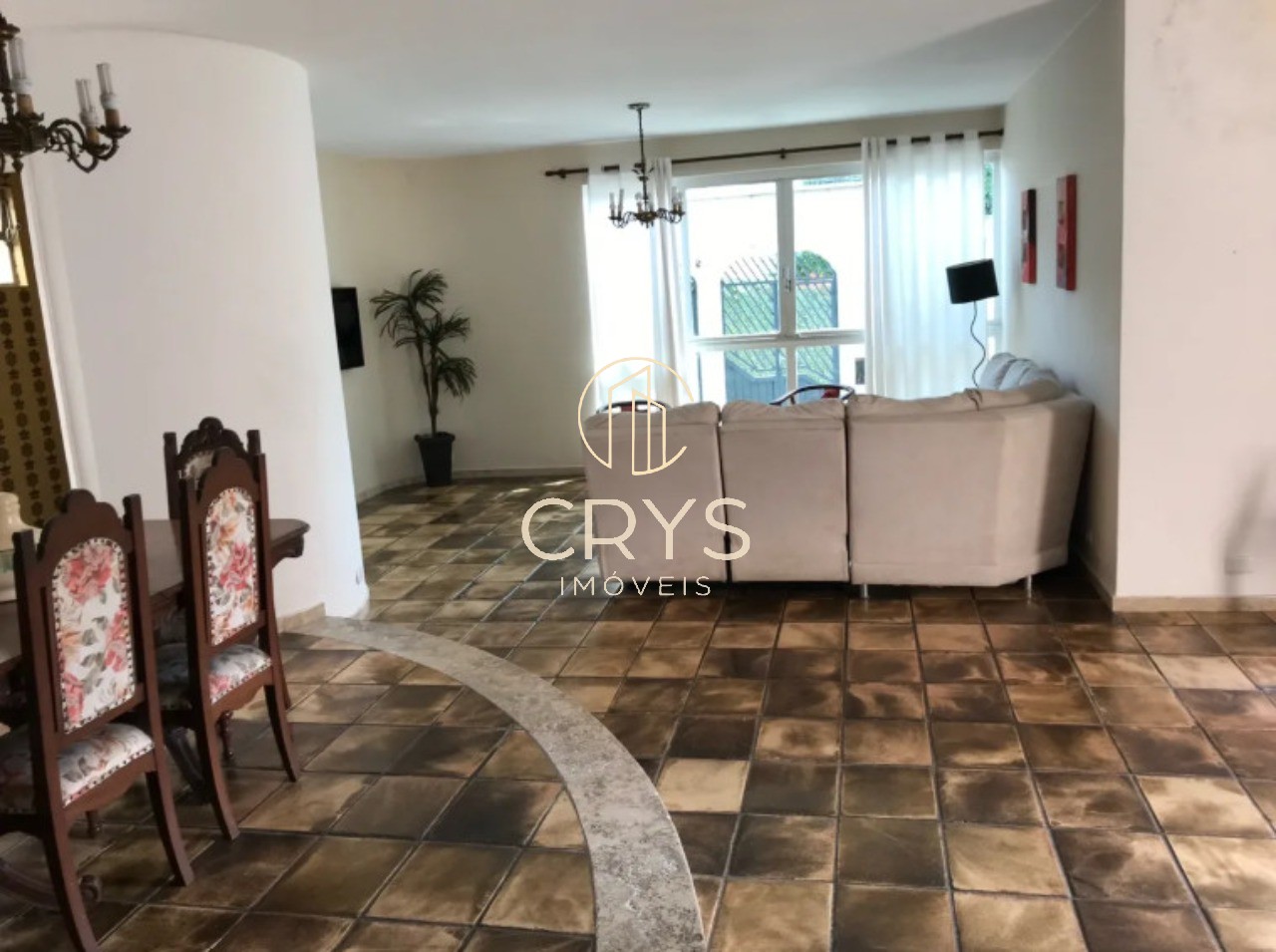 Casa, 3 quartos, 326 m² - Foto 1