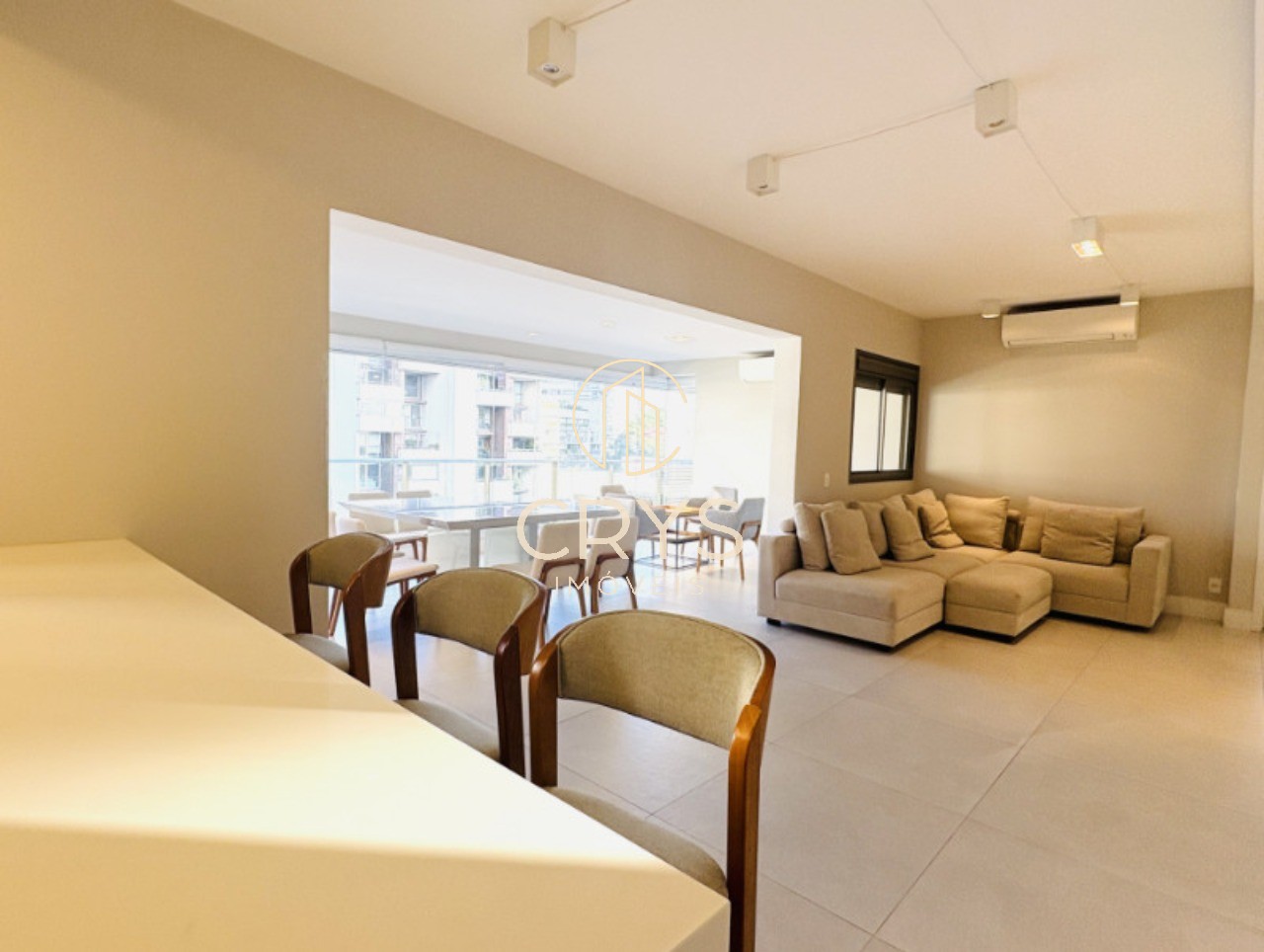 Apartamento para alugar com 3 quartos, 150m² - Foto 6