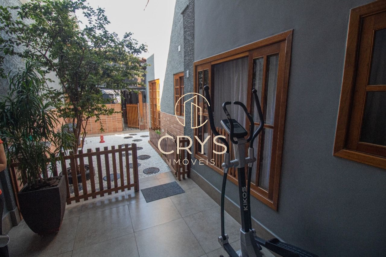 Casa, 3 quartos, 225 m² - Foto 46