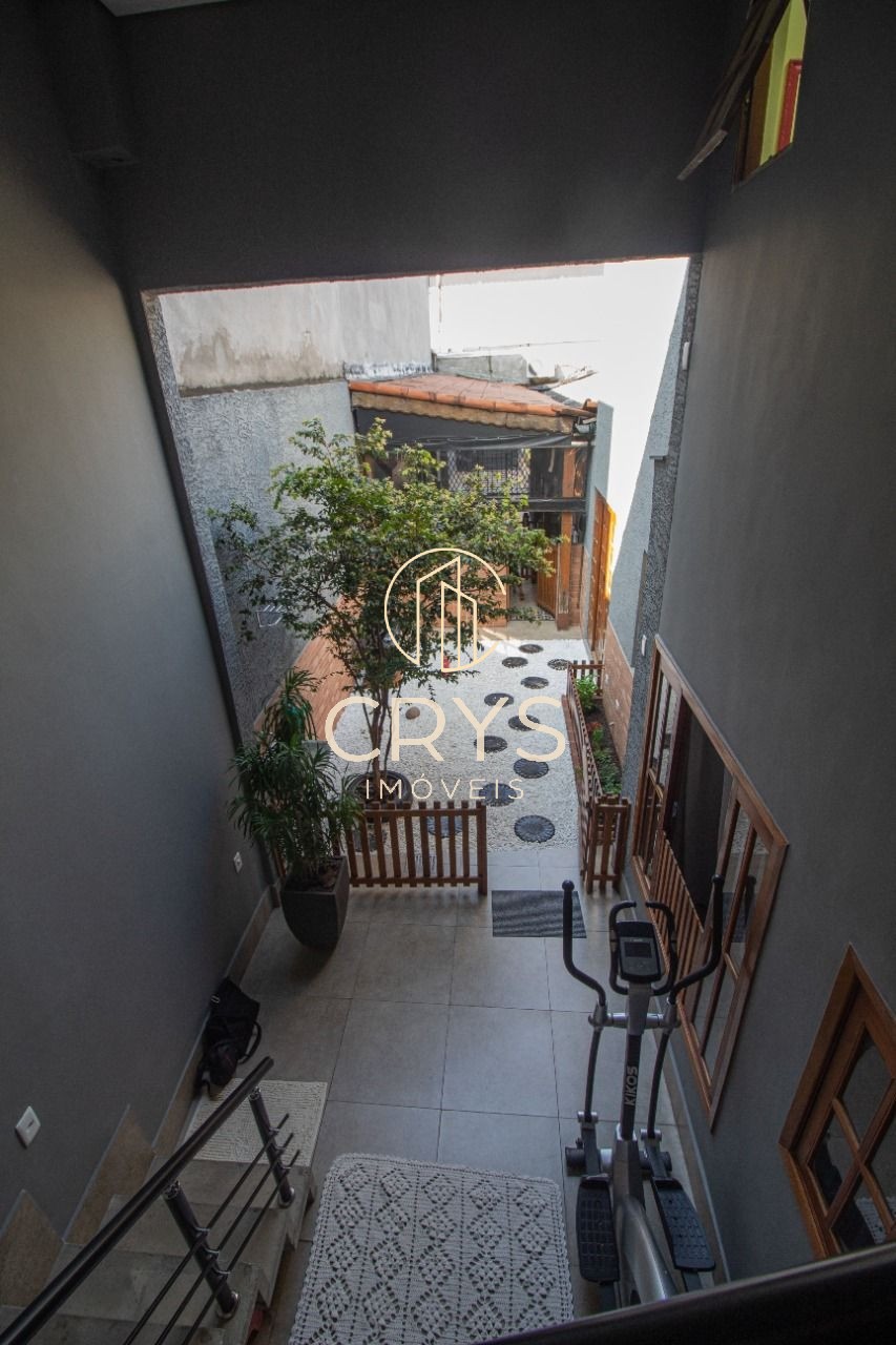 Casa, 3 quartos, 225 m² - Foto 15