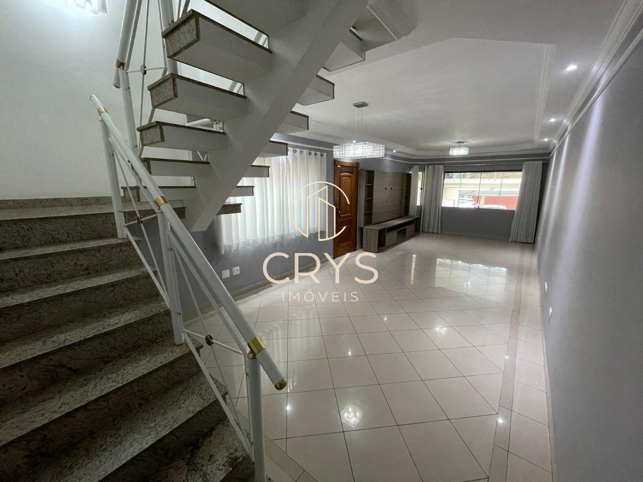 Casa, 3 quartos, 212 m² - Foto 2