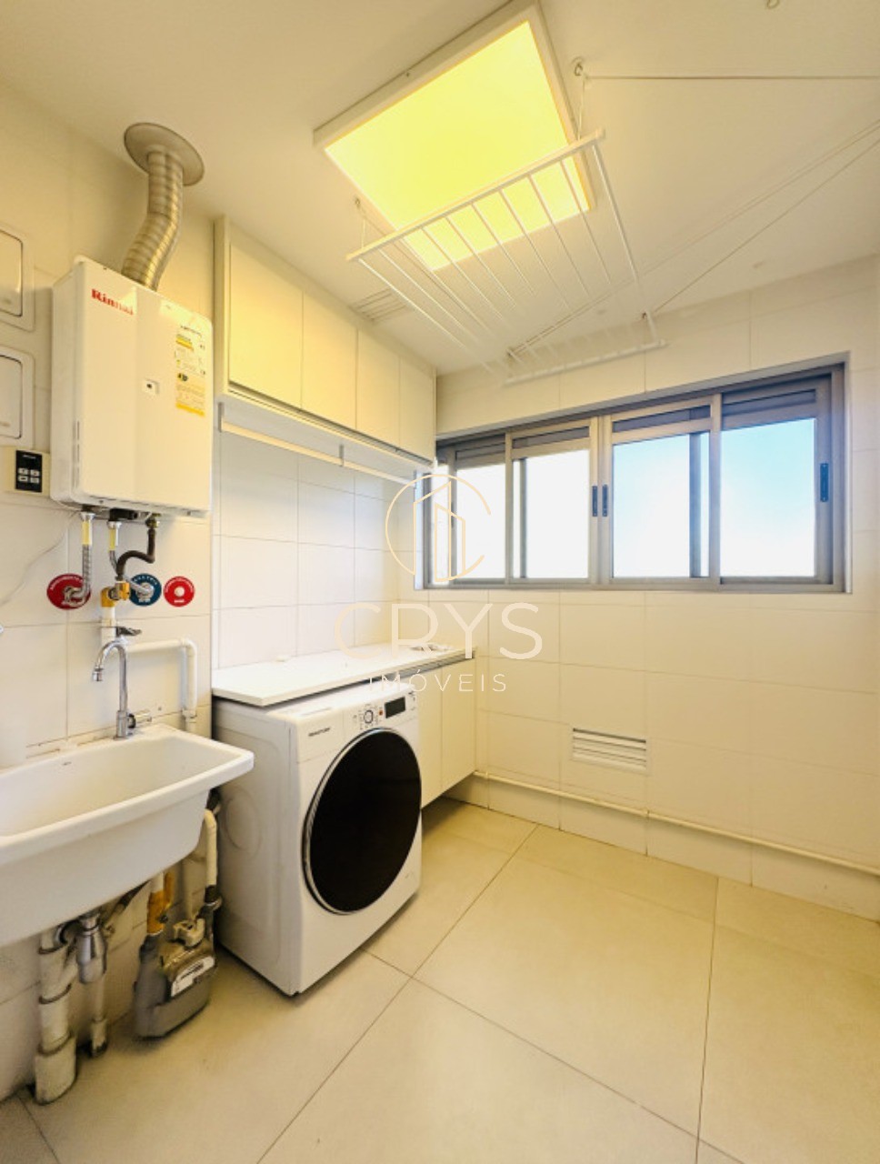 Apartamento para alugar com 3 quartos, 150m² - Foto 4