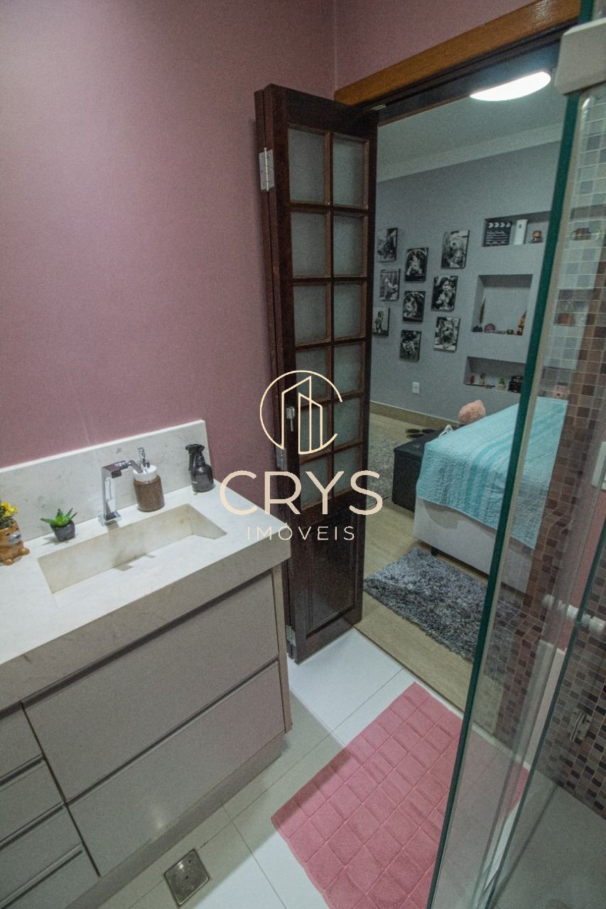 Casa, 3 quartos, 225 m² - Foto 29