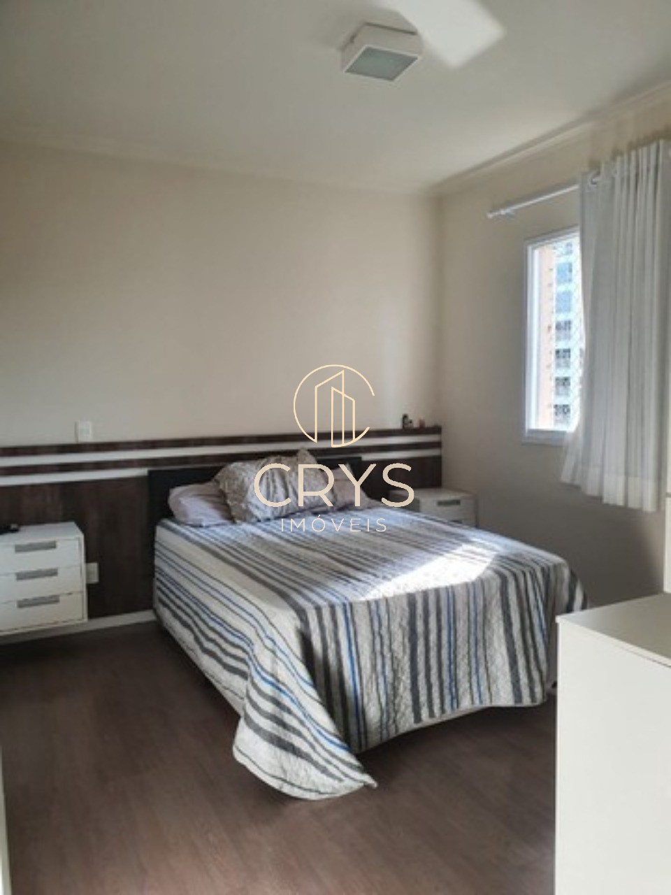 Apartamento à venda com 3 quartos, 136m² - Foto 4
