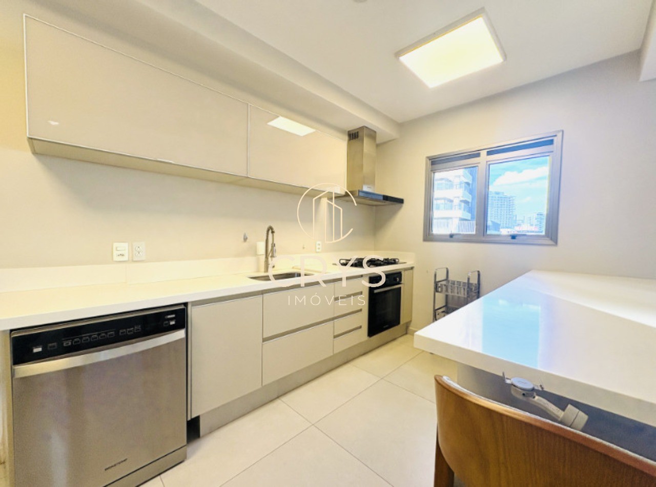 Apartamento para alugar com 3 quartos, 150m² - Foto 10