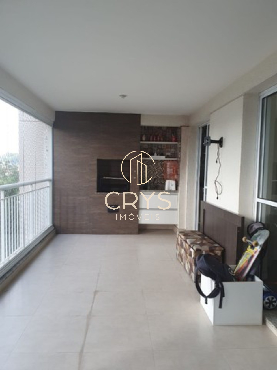 Apartamento à venda com 3 quartos, 136m² - Foto 1