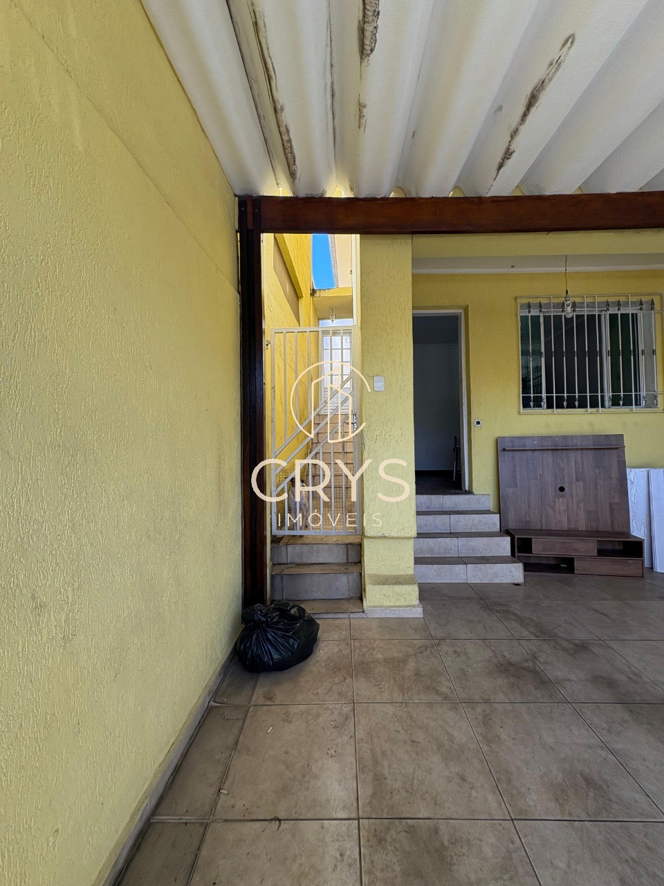 Casa para alugar com 2 quartos, 100m² - Foto 1