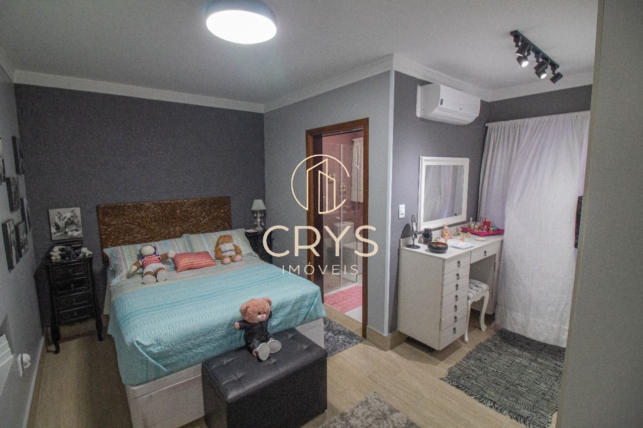 Casa, 3 quartos, 225 m² - Foto 11