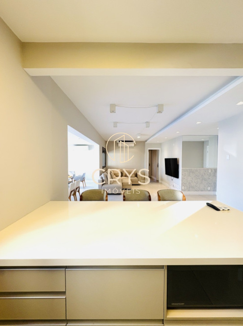 Apartamento para alugar com 3 quartos, 150m² - Foto 7