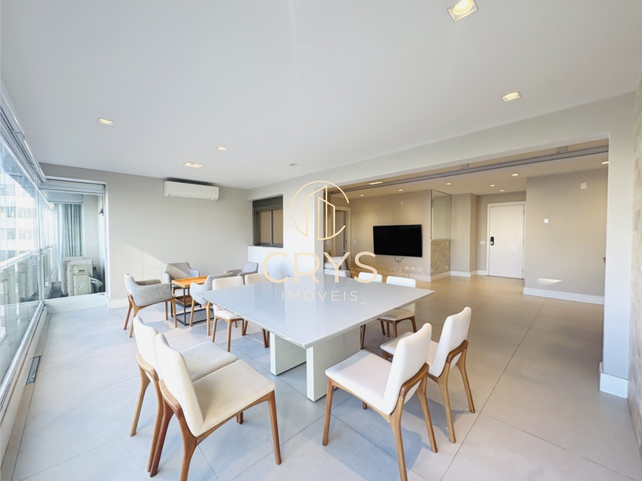 Apartamento para alugar com 3 quartos, 150m² - Foto 14