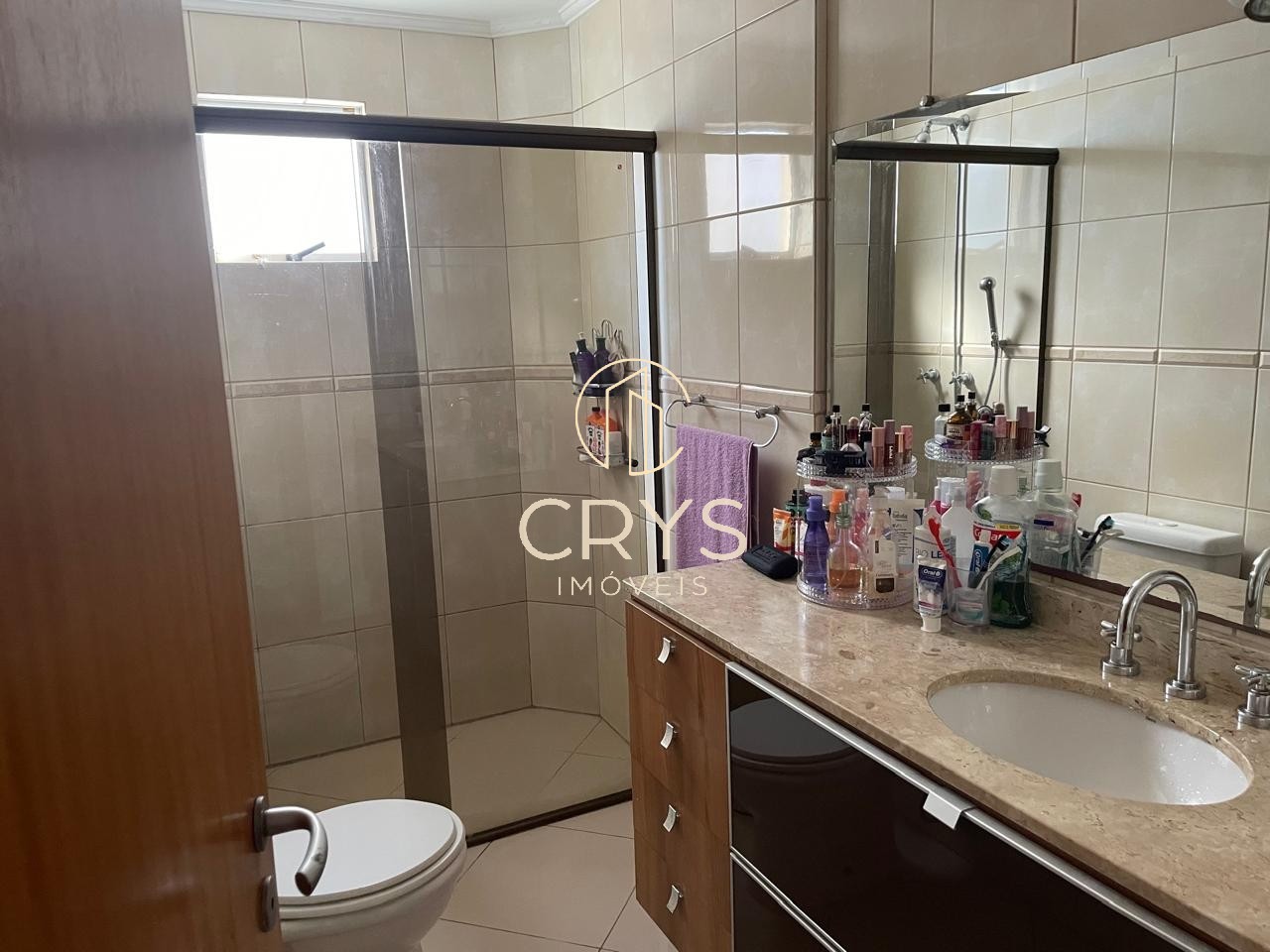 Casa para alugar com 4 quartos, 400m² - Foto 53