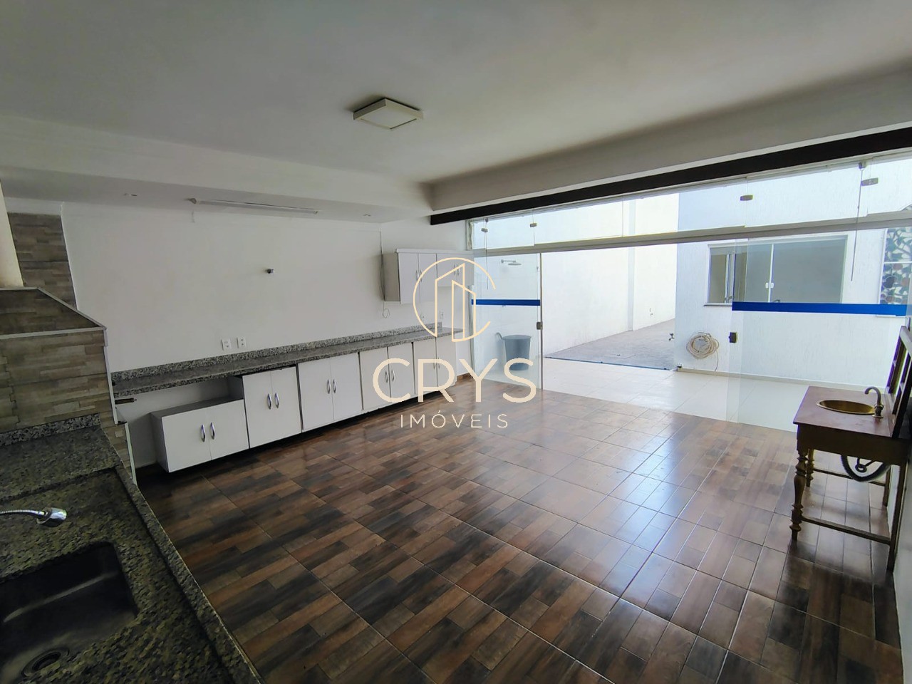 Casa, 6 quartos, 310 m² - Foto 3